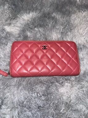 CHANEL Pink Lambskin Leather Quilted Wallet - Authentic